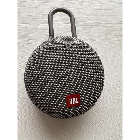 JBL Clip 3 Gray Portable Bluetooth Speaker - Picture 2 of 5